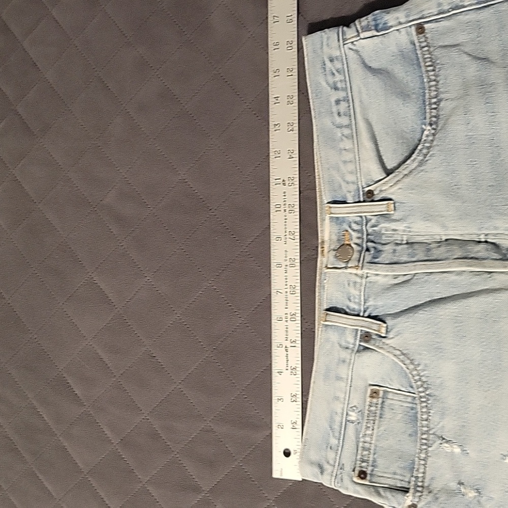 Denim Forum short - Picture 7 of 10